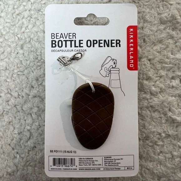 ☀️2/$14☀️Kikkerland Brown Beaver Bottle Opener with Keyring - Picture 3 of 5